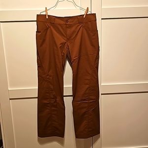 Women's ARC'TERYX active performance pants size 14